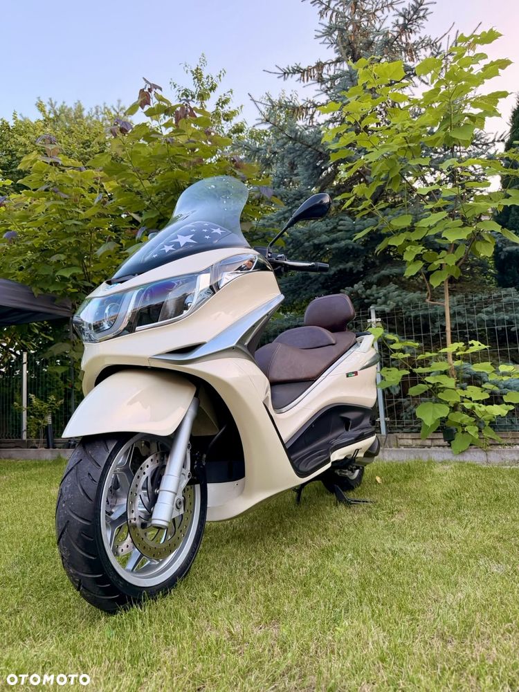 Piaggio X10 - 4