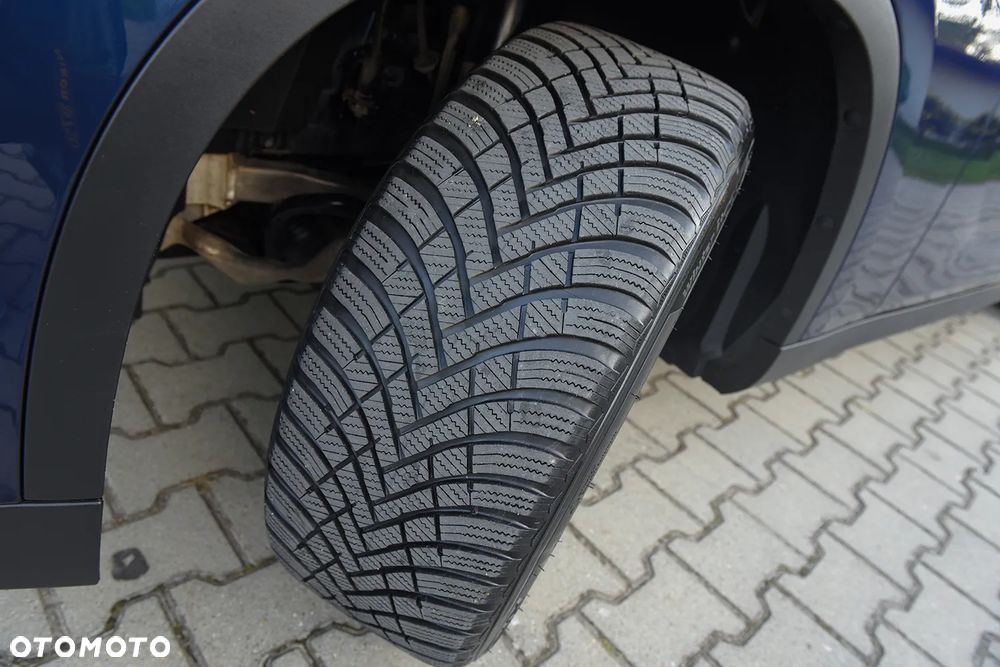 BMW X1 sDrive18i - 13