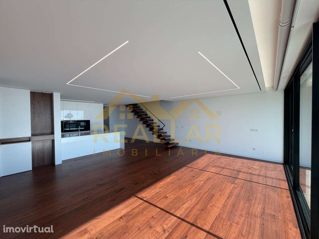 Villas Rio & Mar: Moradias T4 Exclusivas na Primeira Linha de Espos... - Grande imagem: 4/27