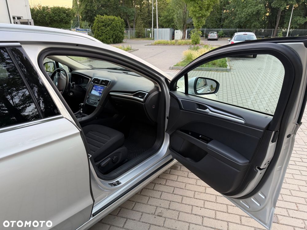Ford Mondeo 2.0 TDCi ECOnetic Start-Stopp Titanium - 25
