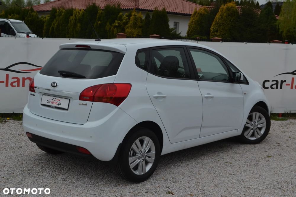 Kia Venga - 13