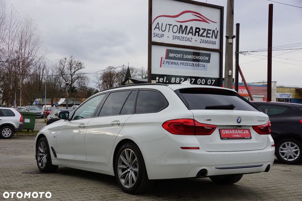 BMW Seria 5 520d xDrive Sport Line - 7