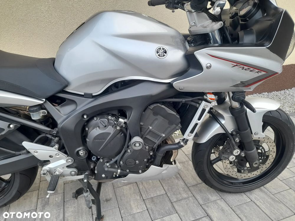 Yamaha FZ6 - 10