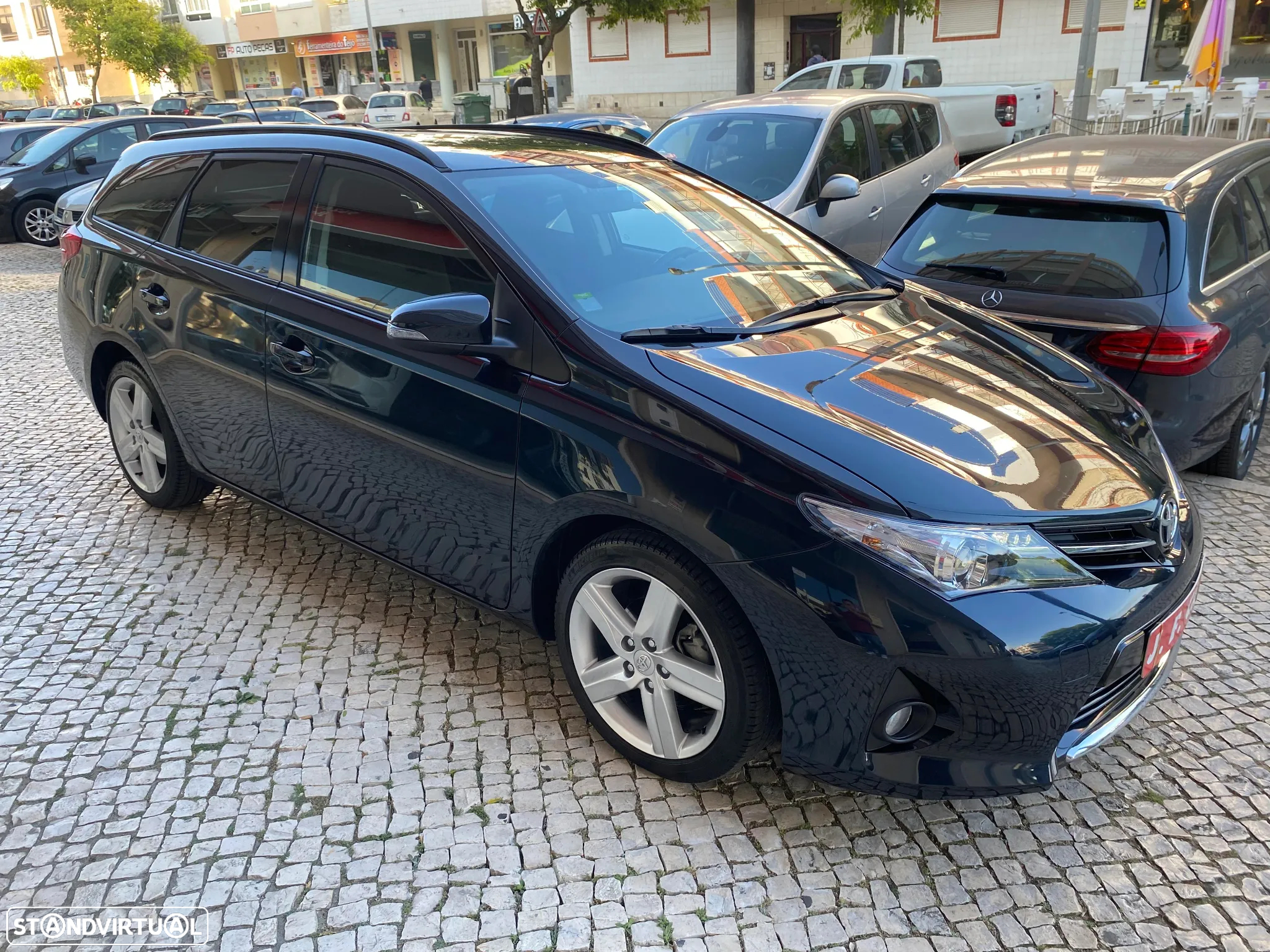 Toyota Auris Touring Sports 1.4 D-4D Com+P.Sport - 17