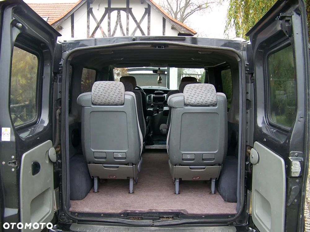 Opel VIVARO - 18