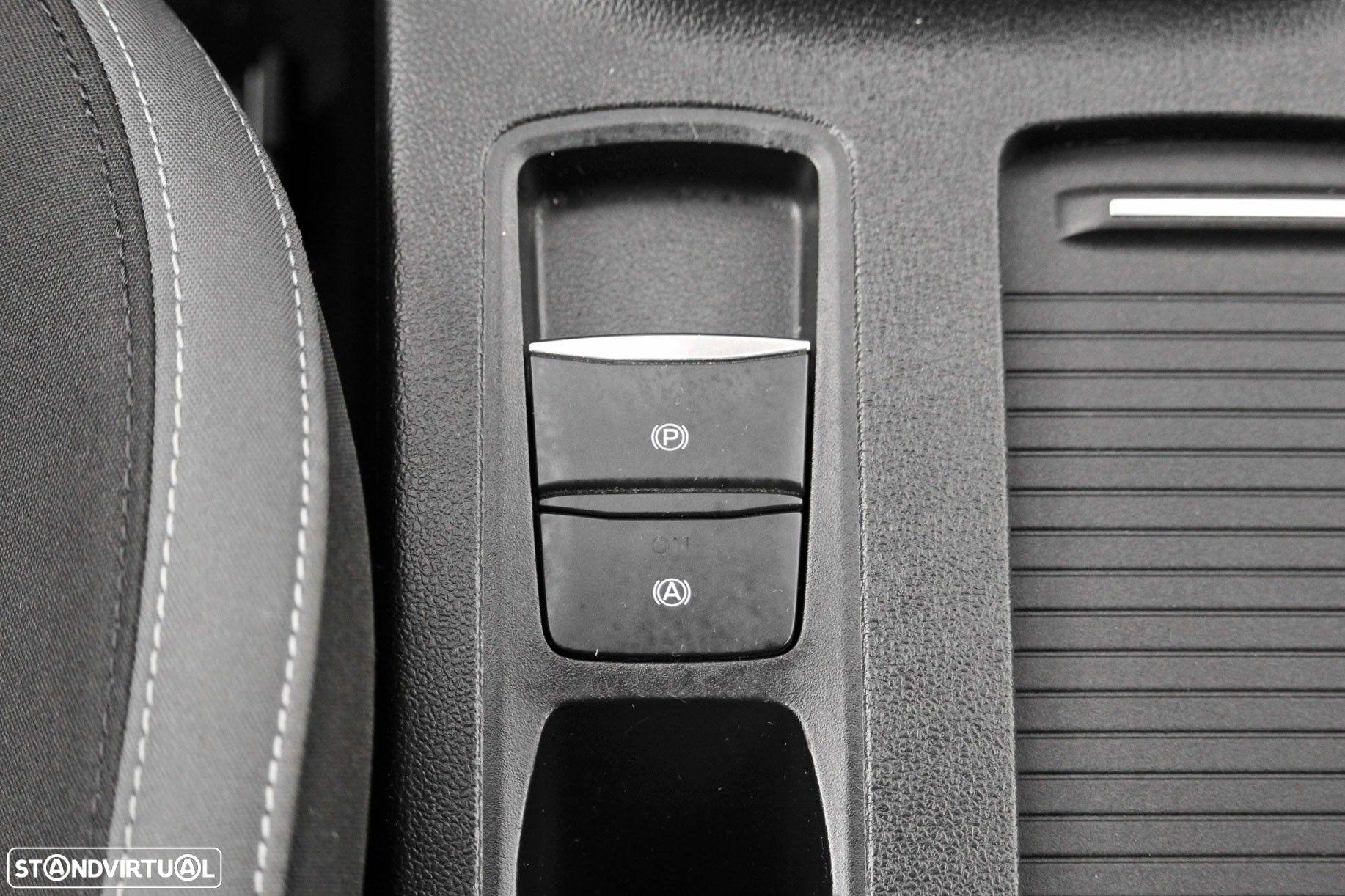 Ford Focus 1.0 EcoBoost MHEV Connected - 20