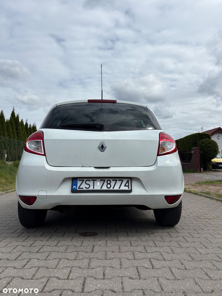 Renault Clio 1.5 dCi Tech Run - 9