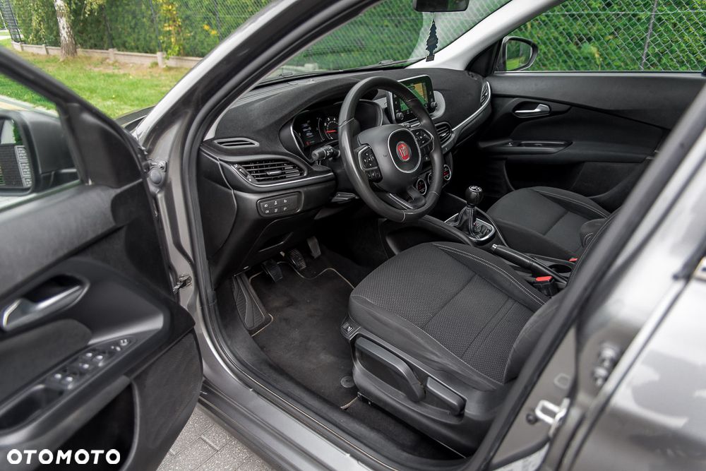 Fiat Tipo 1.4 T-Jet Lounge - 23