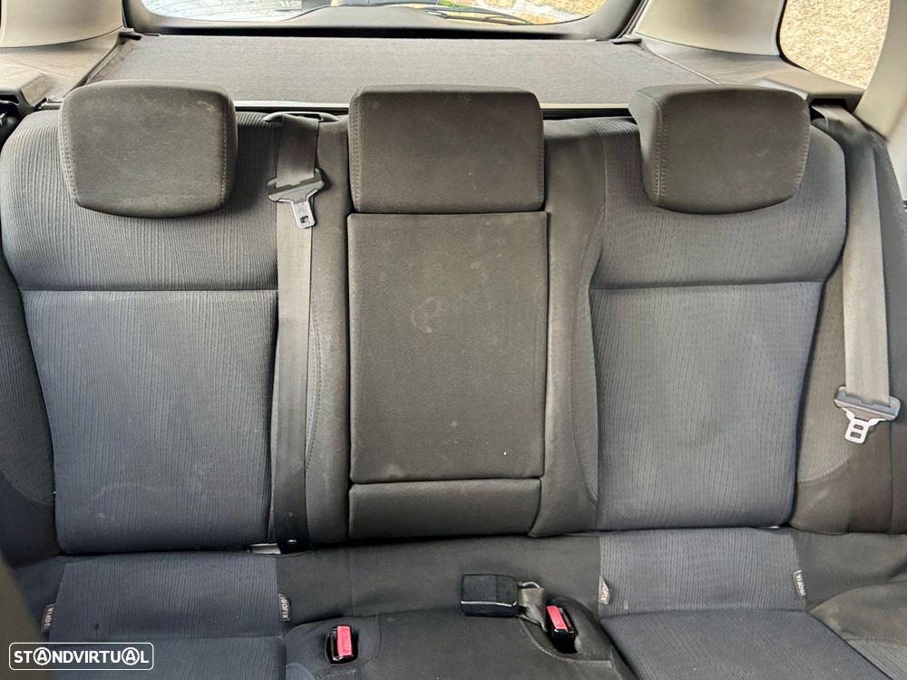 Renault Laguna Break 1.5 dCi Dynamique S - 11