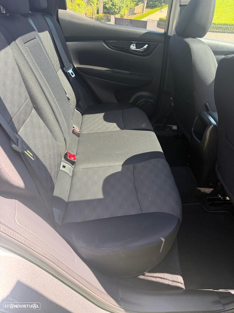 Nissan Qashqai 1.5 dCi Acenta Connect - 10