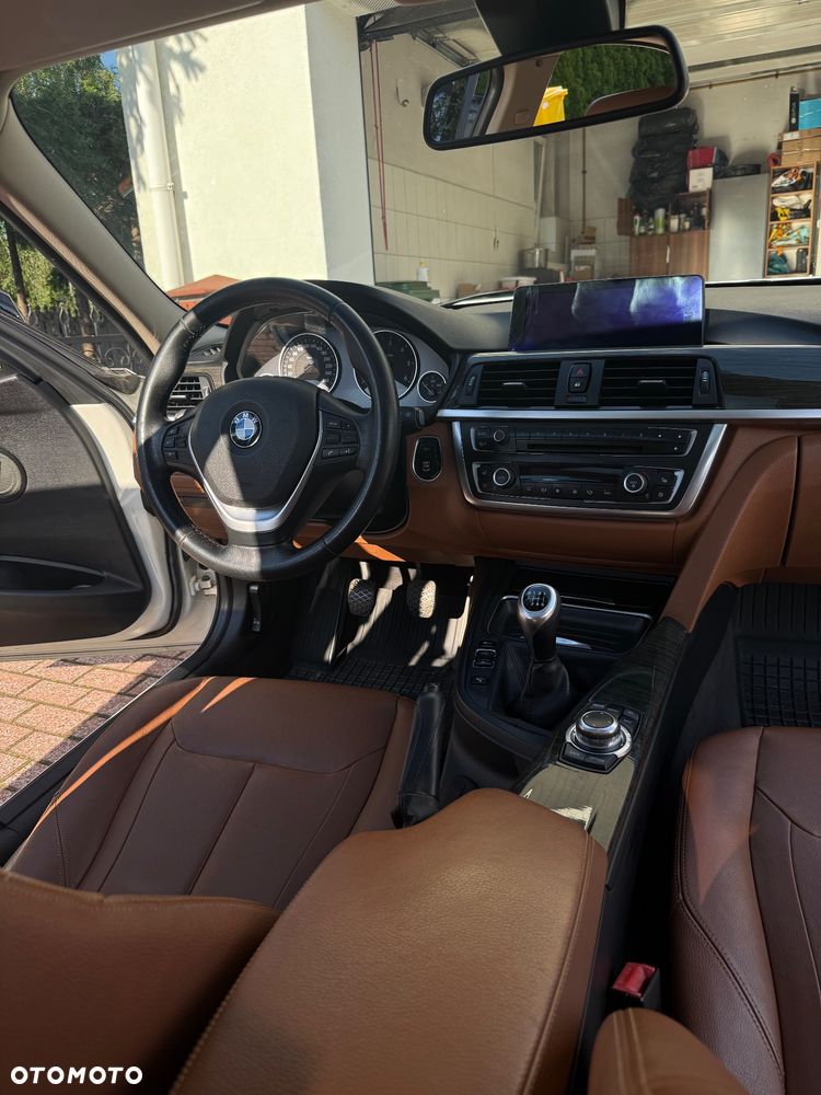 BMW Seria 3 320d - 4