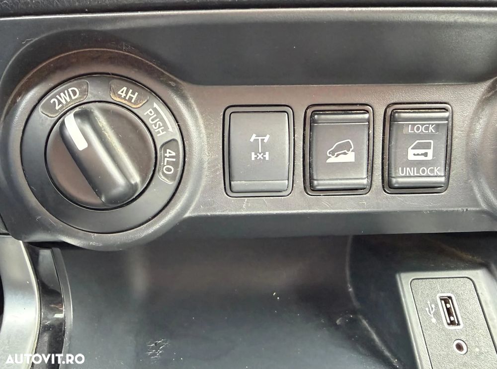 Nissan Navara Bi Turbo Double Cab Tekna Aut. - 20