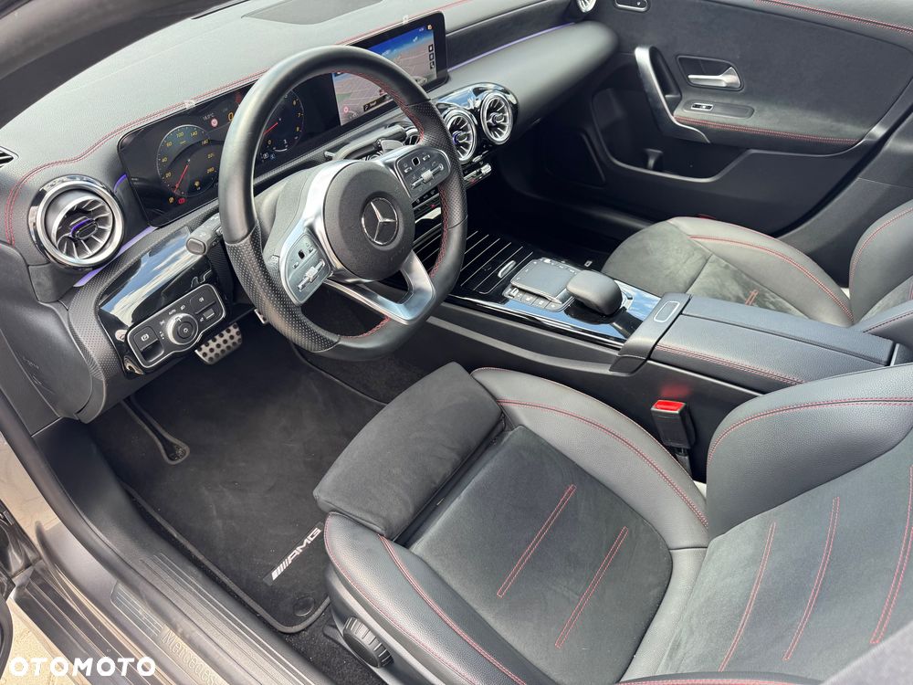 Mercedes-Benz CLA 200 mHEV AMG Line 7G-DCT - 29