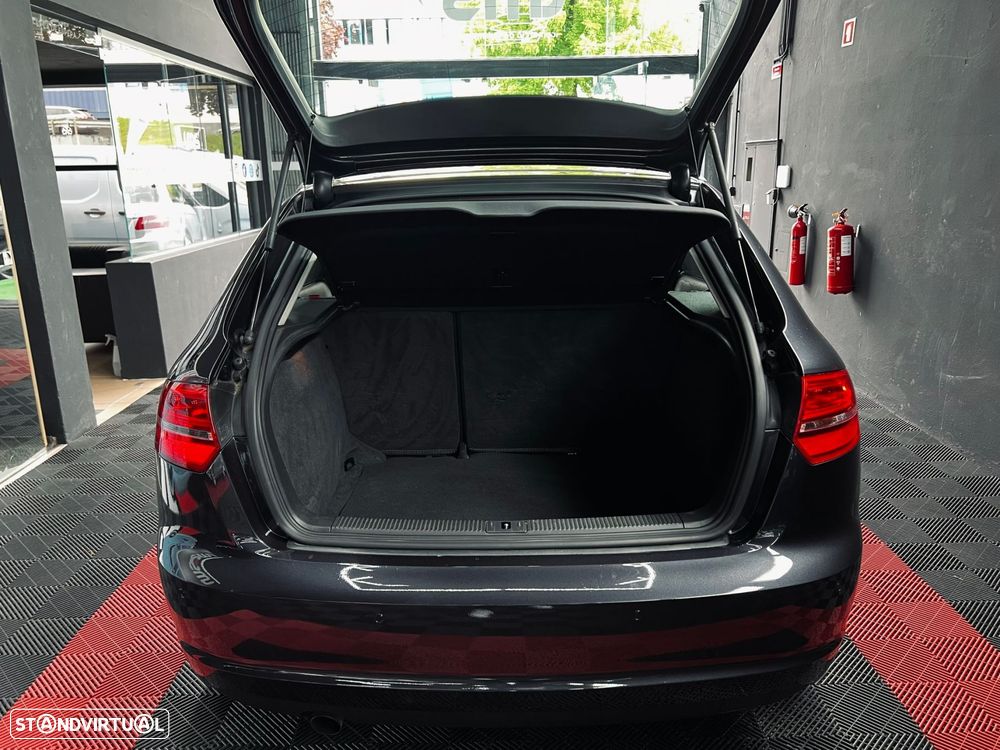 Audi A3 Sportback 1.6 TDI Sport - 30