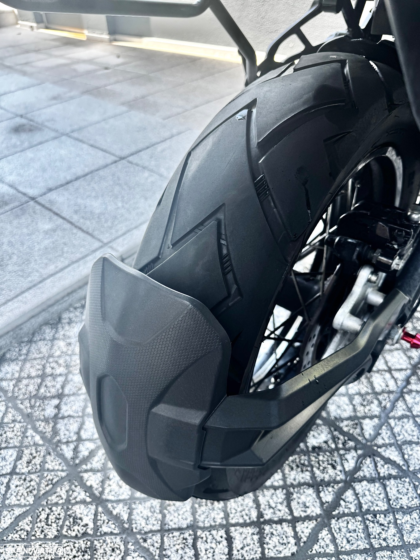 Benelli TRK 502 - 8