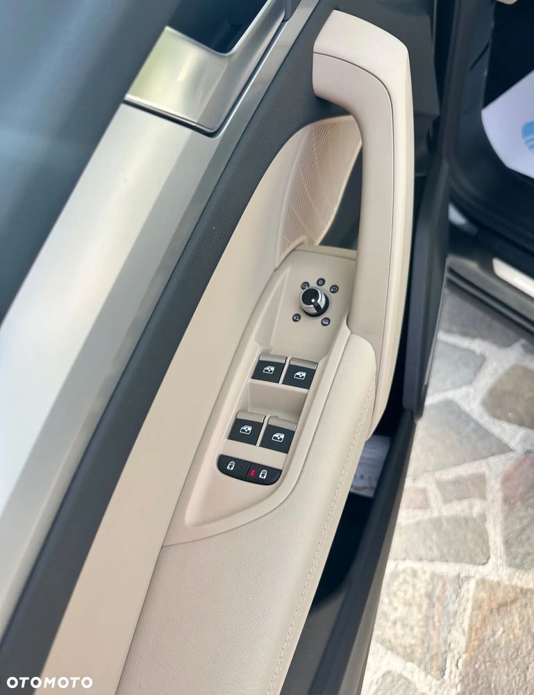 Audi Q5 Sportback 40 TDI quattro S tronic S line - 26