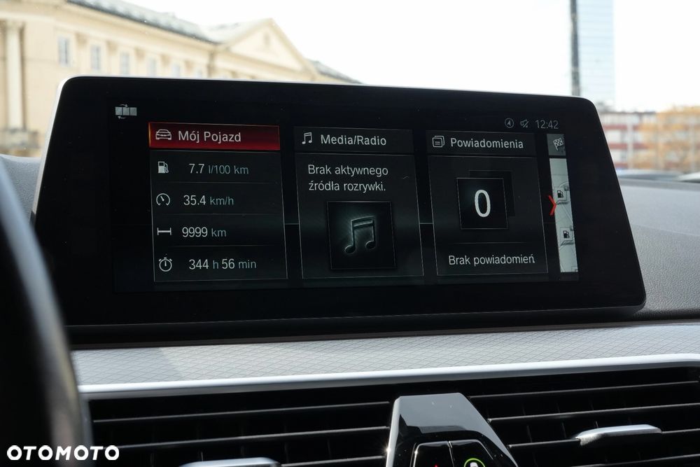 BMW Seria 5 520d M Sport - 16