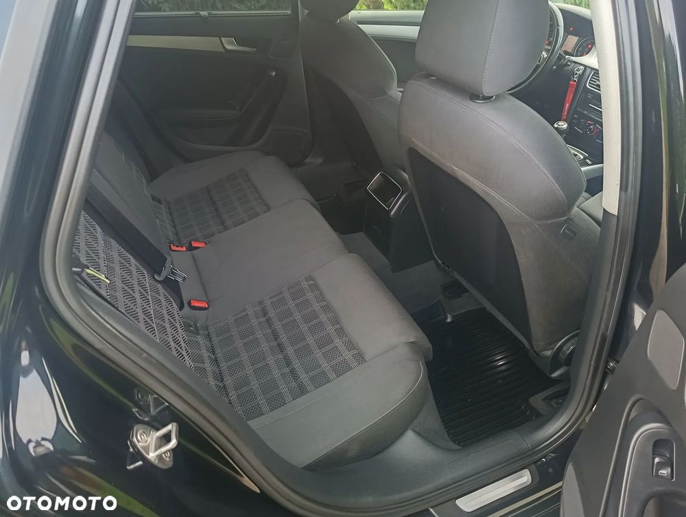 Audi A4 Avant 2.0 TDI DPF S line Sportpaket - 23