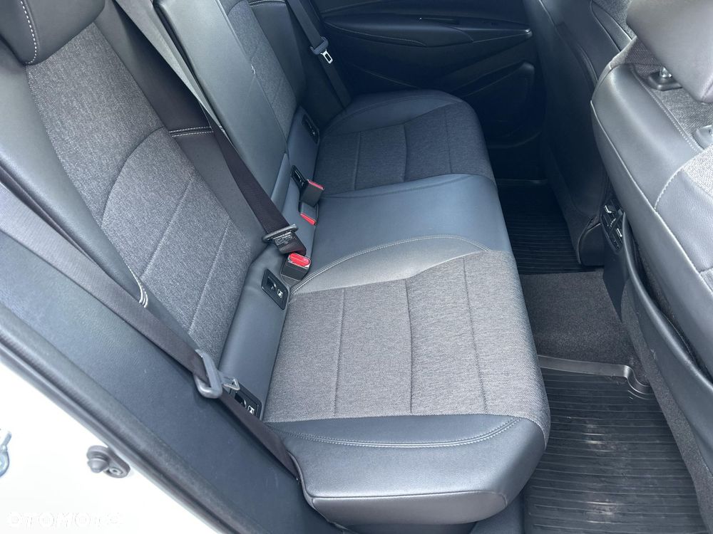 Toyota Corolla 1.8 Hybrid Comfort - 16