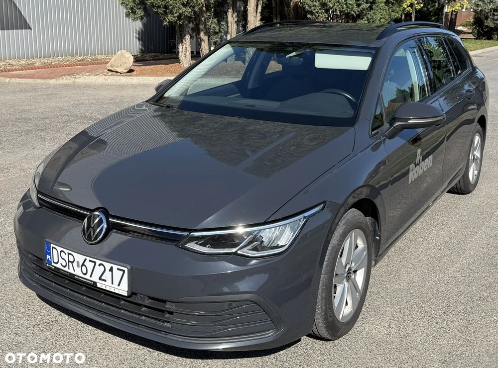 Volkswagen Golf - 1