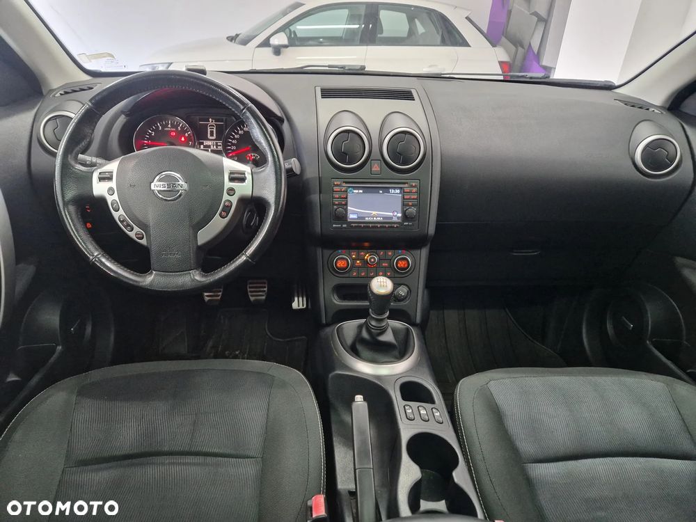 Nissan Qashqai+2 - 14