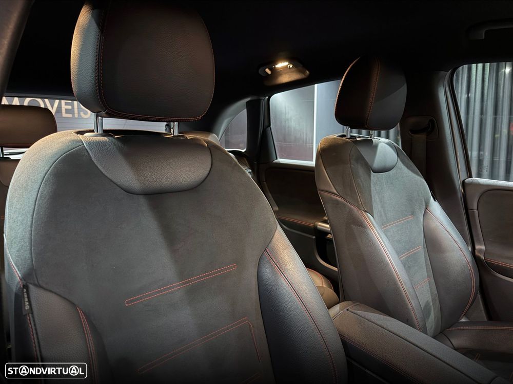 Mercedes-Benz B 180 d AMG Line - 36