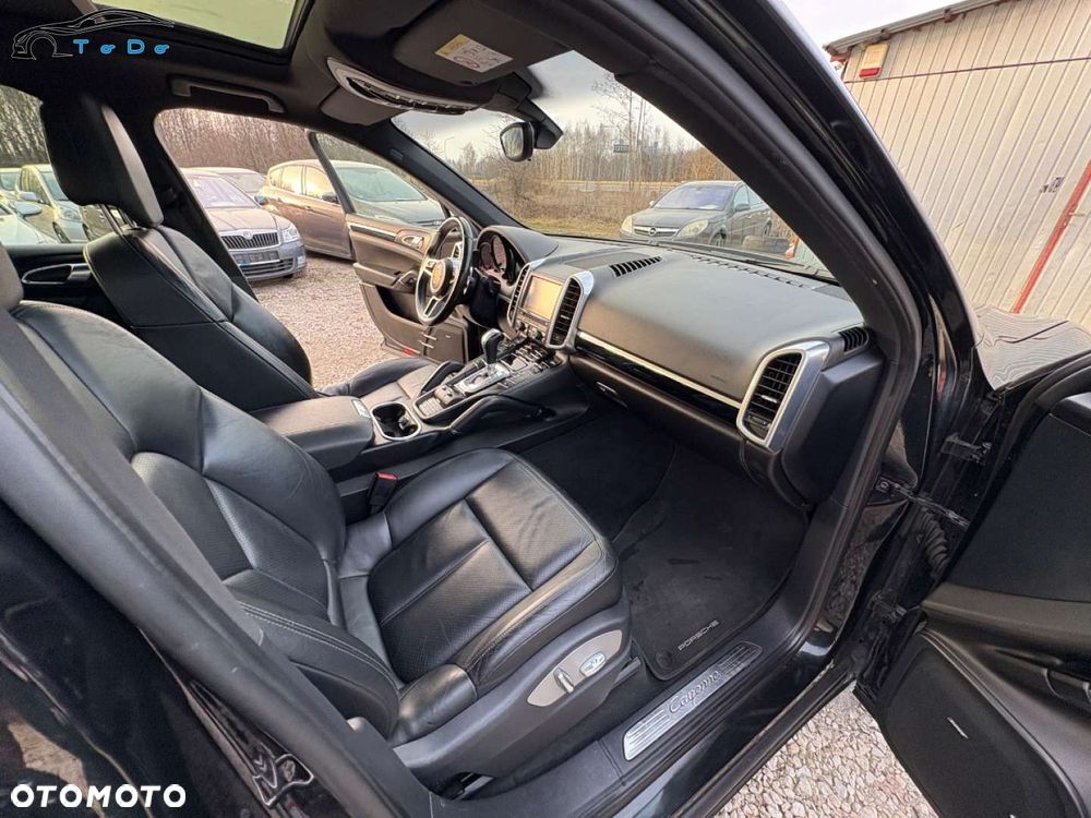 Porsche Cayenne Diesel Platinum Edition - 32
