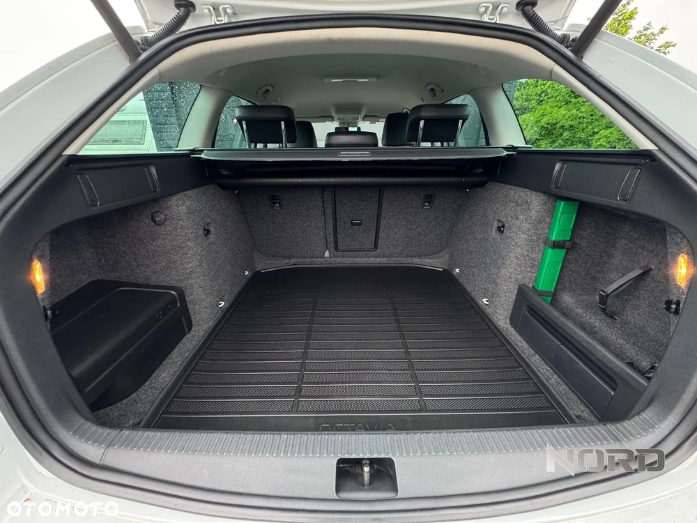Skoda Octavia 1.8 TSI 4x4 DSG Style - 23