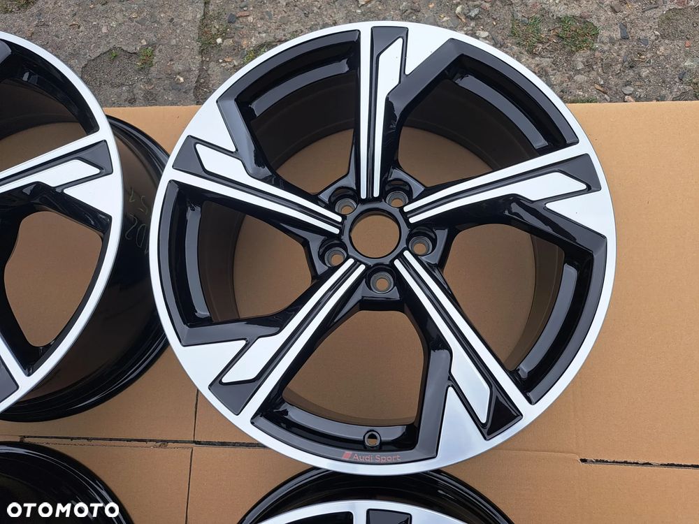 Oryg. Audi A4 S4 B9 8W 8W0 A5 S5 S-Line Sport A6 19 BiColour 8W0601025EM - 3