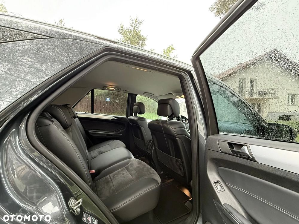 Mercedes-Benz ML 300 CDI 4-Matic - 29