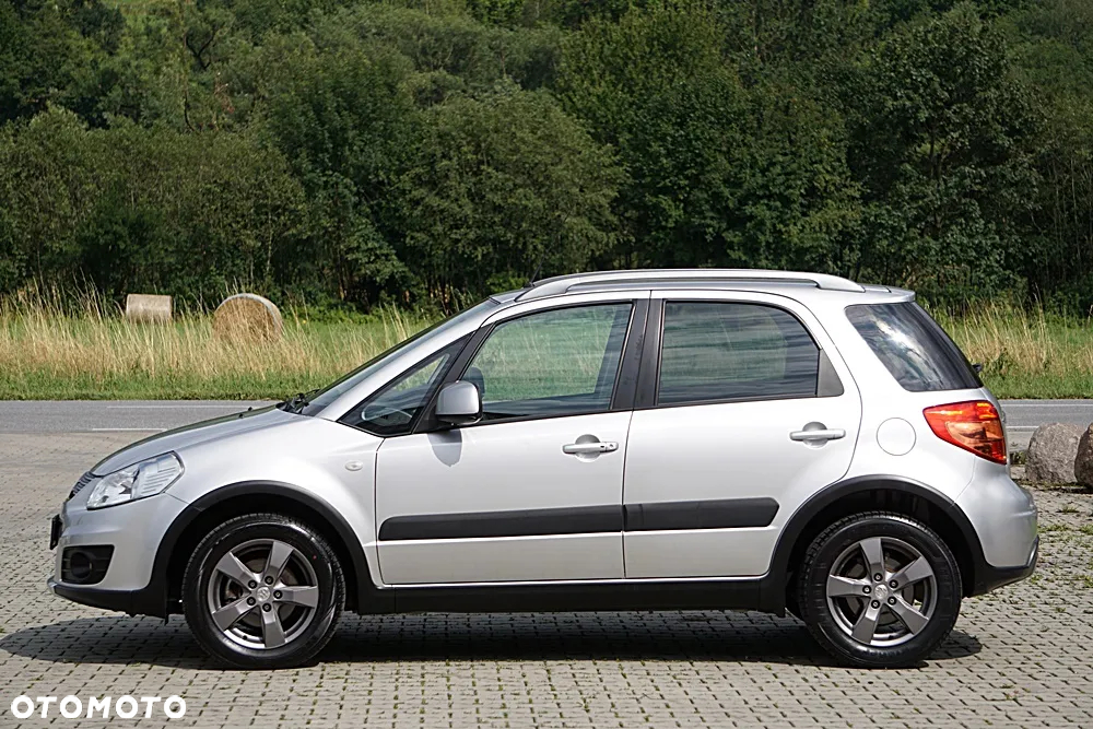 Suzuki SX4 1.6 Premium 4WD - 8