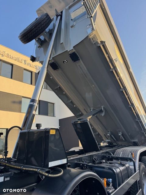 Mercedes-Benz Arocs 4145 AK 8x8 - 6