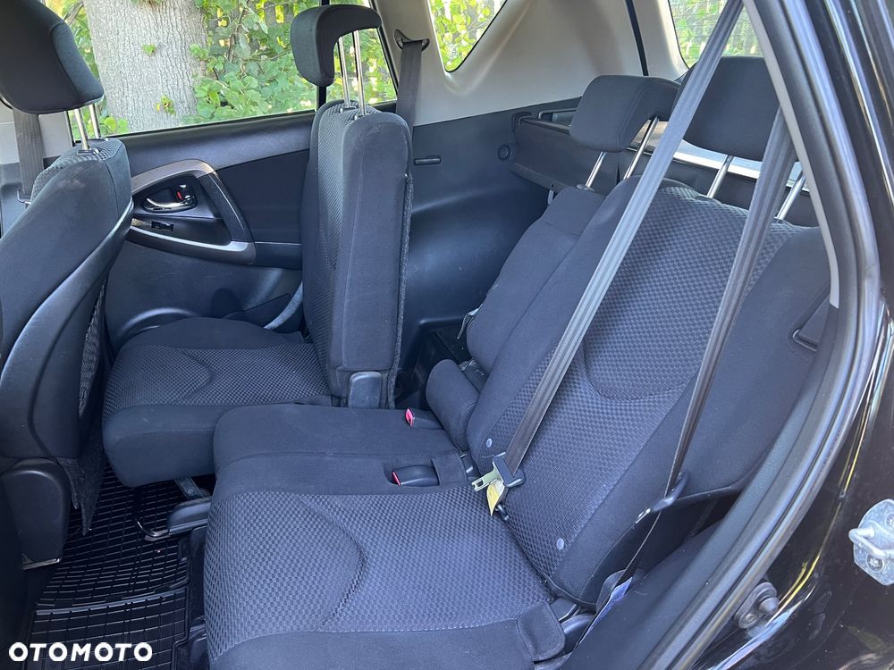 Toyota RAV4 2.2 D-4D Premium - 16
