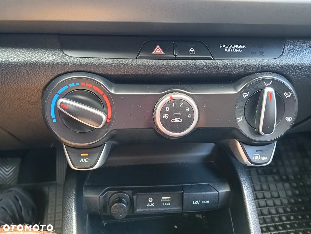Kia Rio 1.2 L - 19