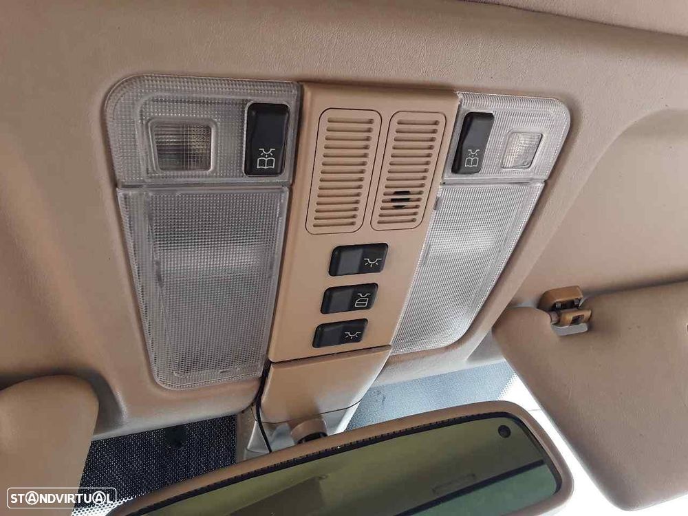 LUZ INTERIOR MERCEDES-BENZ CLASE S BM 140 BERLINA - 1