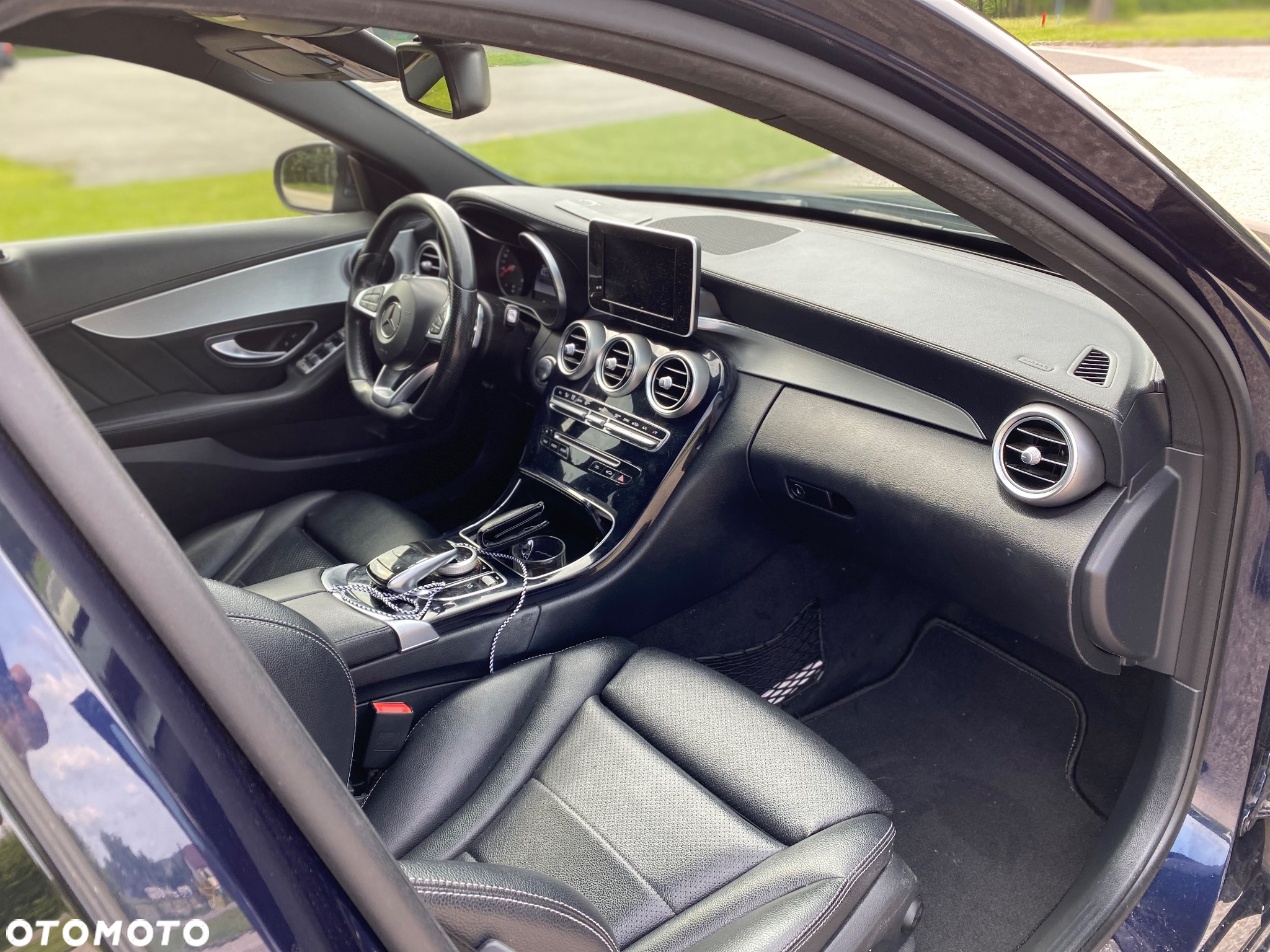 Mercedes-Benz Klasa C 200 (BlueTEC) d T 7G-TRONIC AMG Line - 12