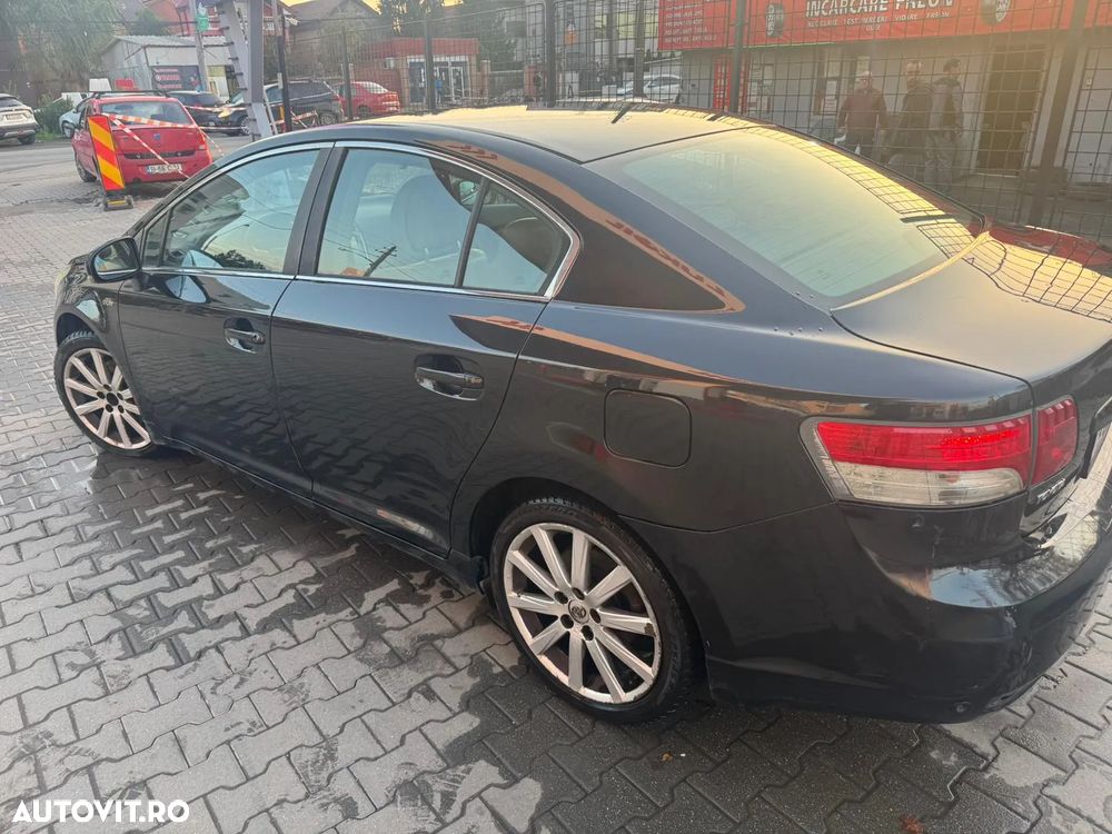Toyota Avensis 2.2 D-CAT Luxury - 4
