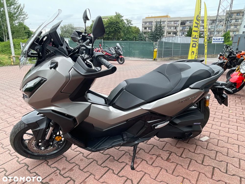 Honda ADV350 - 10