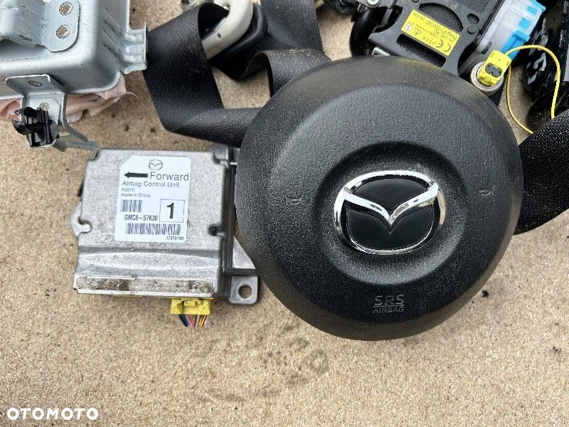ZESTAW PODUSZKI PASY MAZDA6 6 15-16R - 2