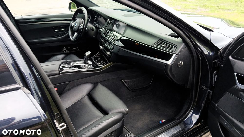 BMW Seria 5 528i Sport-Aut - 6