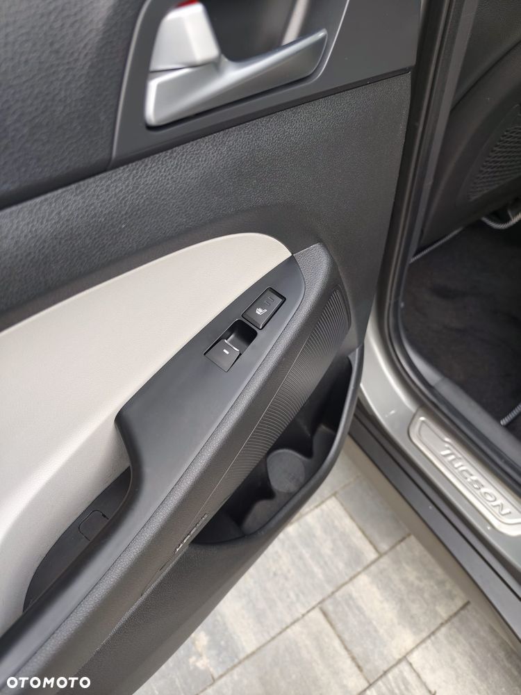 Hyundai Tucson blue 1.6 CRDi 2WD DCT Premium - 16