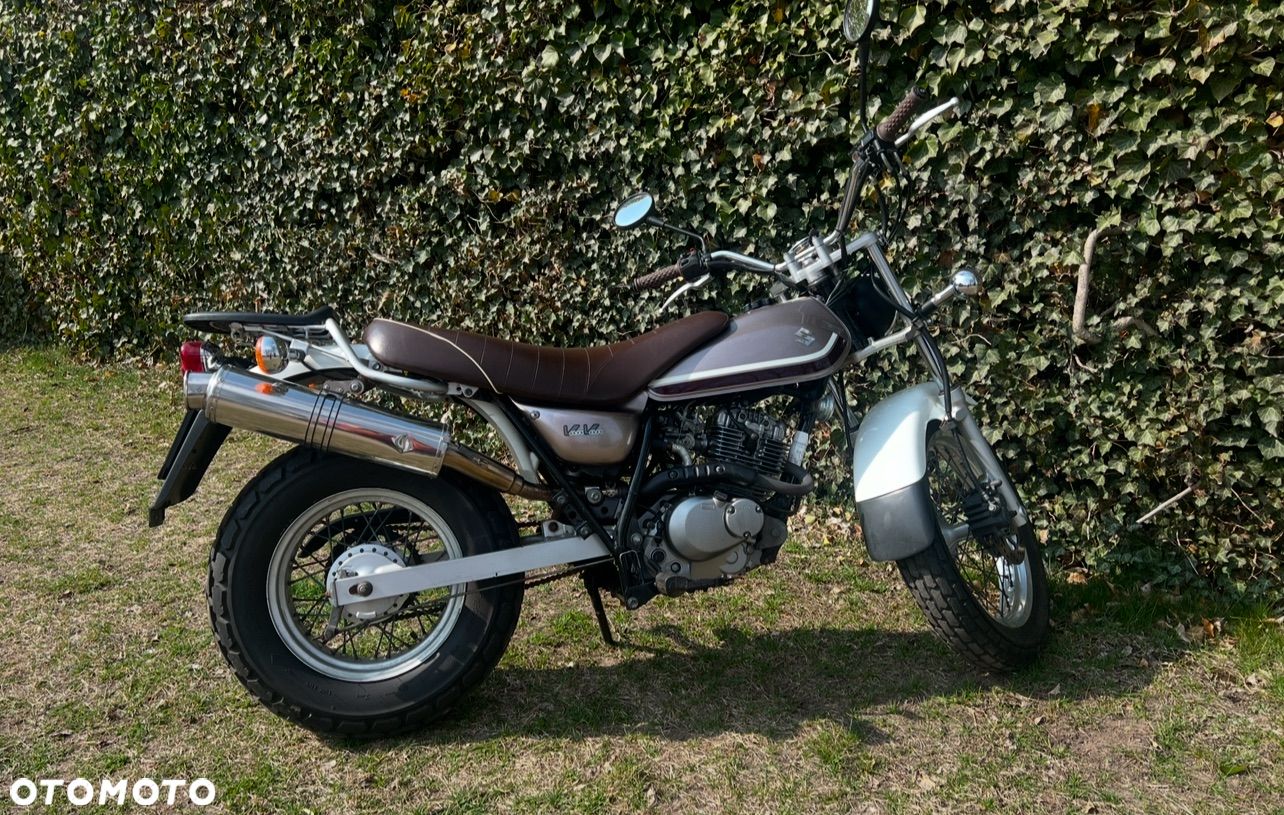 Suzuki RV - 1