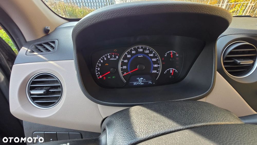 Hyundai i10 - 8