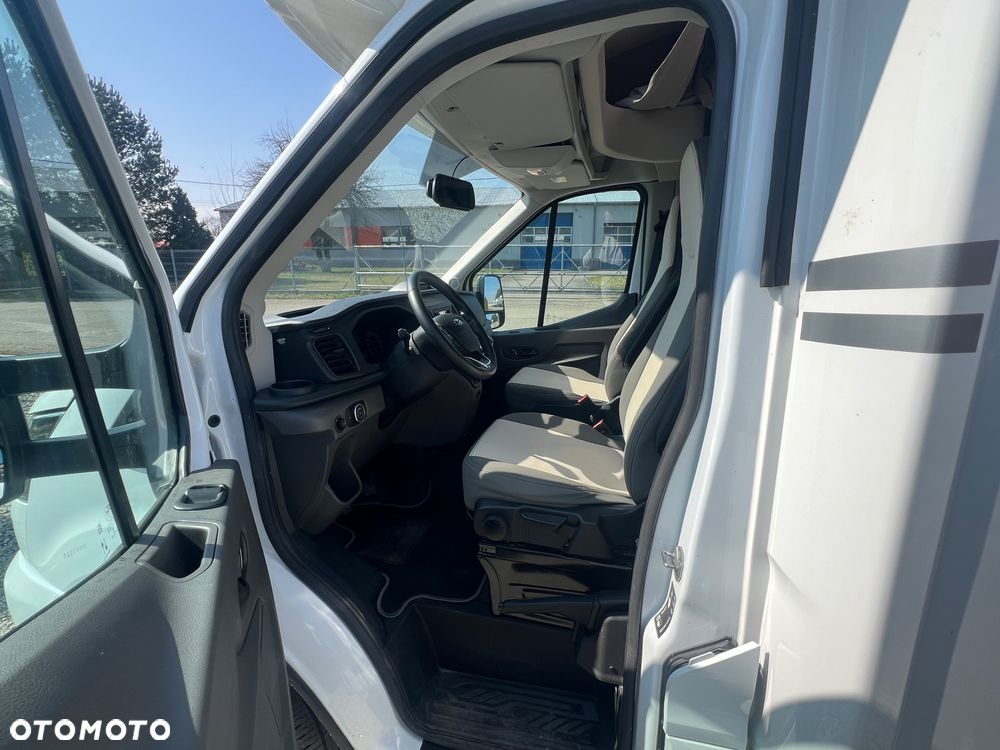 Ford Transit - 9