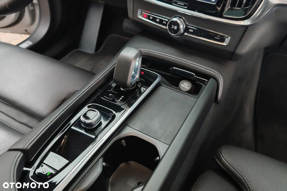 Volvo S90 B5 D AWD Ultimate Bright - 27