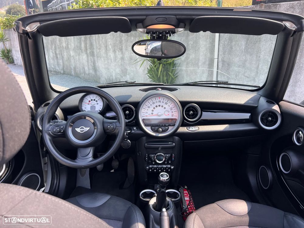 MINI Cabrio Cooper - 10