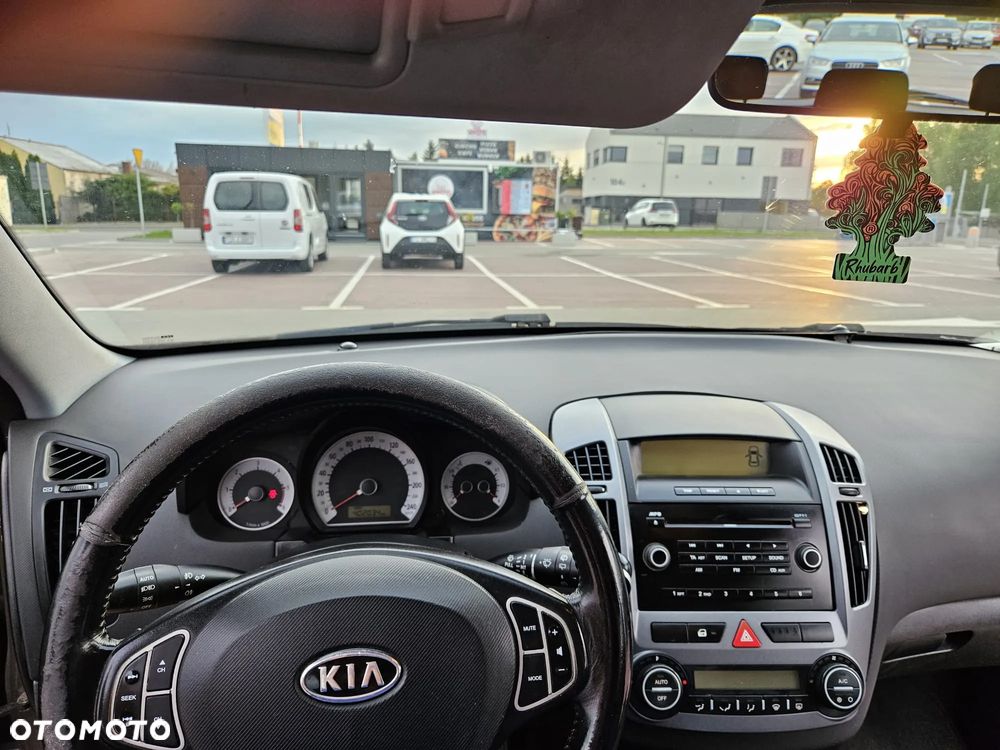Kia Ceed 1.6 Crdi Comfort - 8