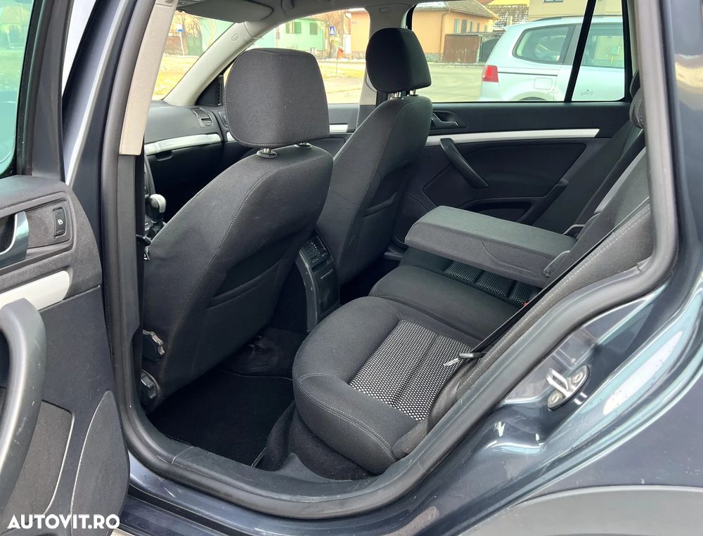 Skoda Octavia 2.0 TDI DPF Scout 4x4 - 3