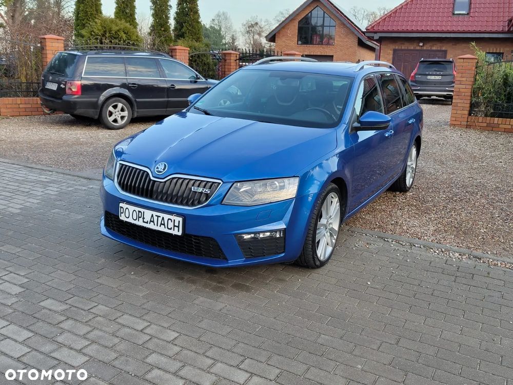 Skoda Octavia Combi 2.0 TDI RS - 22