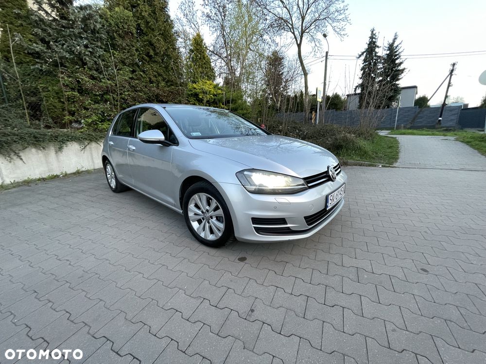 Volkswagen Golf 1.2 TSI BMT Comfortline - 12